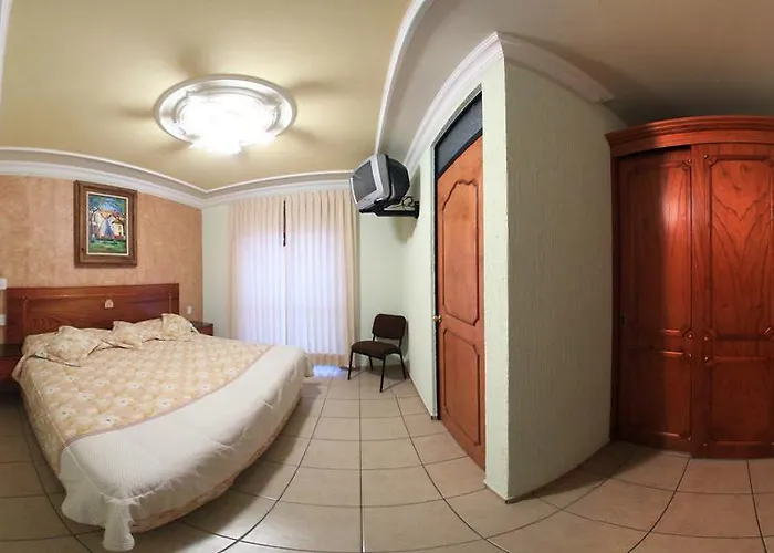 Hotel California Morelia
