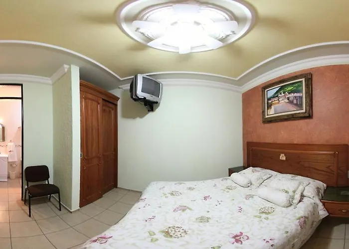 Hotel California Morelia
