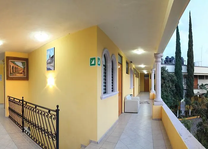 Hotel California Morelia
