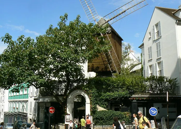 Abbesses Montmartre Apartment Parigi