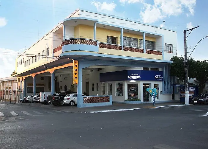 Hotel Bandeirante Curvelo