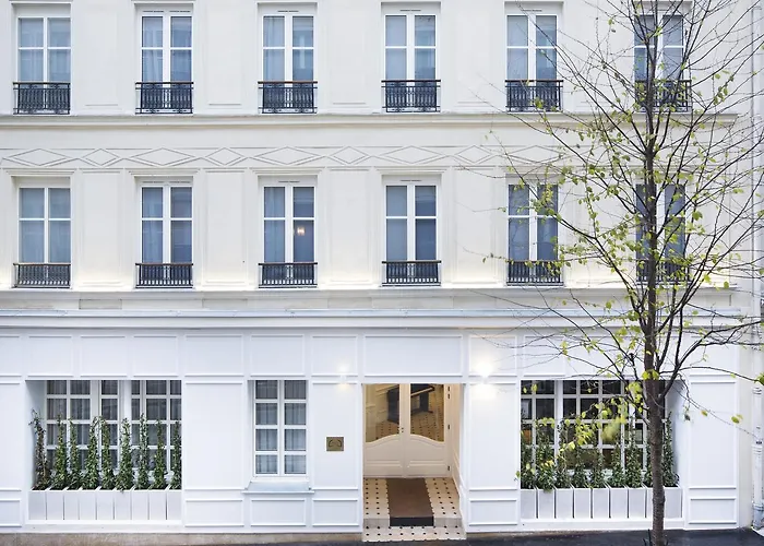 Hotel Celeste Batignolles Montmartre París