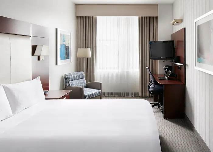 Club Quarters Hotel Wacker At Michigan, Chicago