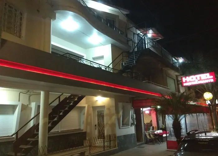 Petit Rivera Hotel