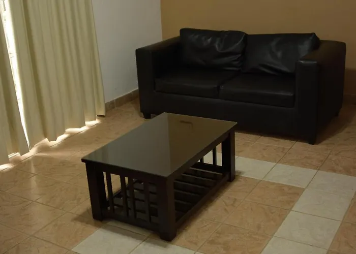 Apartamento Los Abuelos Calle Esteva Berga Colón