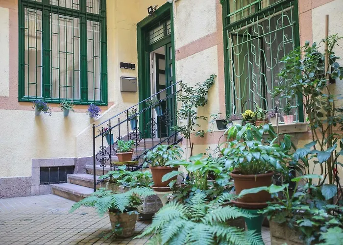 Budapest Passage 2