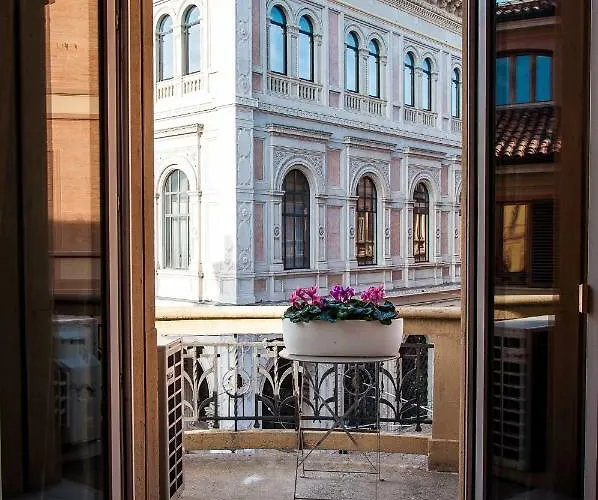 Bed and Breakfast Liberty House Bologna