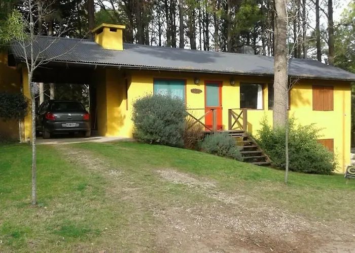 Casa completa en el bosque para 8 personas no aceptamos grupos de jovenes Pinamar