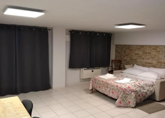 Hotel Monolocale Via Leopardi Pescara