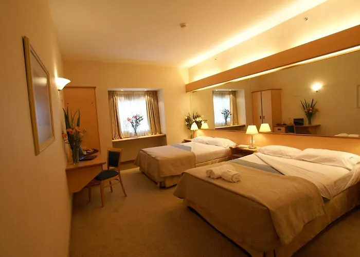 Hotel Aeroparque Inn & Suites Buenos Aires