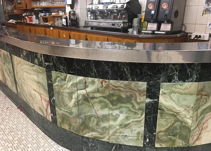 Hotel A La Pinte Du Nord París